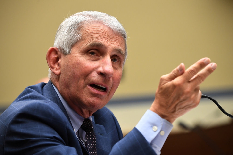 Den amerikanske regerings øverste sundhedsrådgiver, Anthony Fauci, forventer, at USA har mindst ti millioner vacciner mod coronavirus klar i starten af næste år. (Arkivfoto).