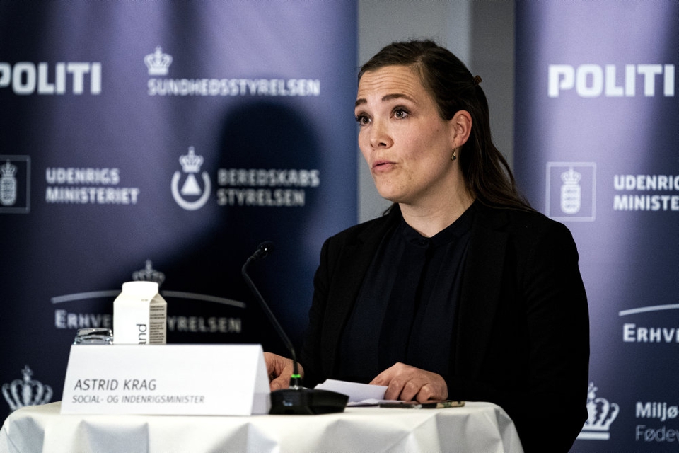 Social- og indenrigsminister Astrid Krag (S) er glad for, at hverdagen så småt vender tilbage på de sociale tilbud. - Vi skal både beskytte sårbare mennesker mod coronasmitte og mod ensomhed, der har ramt mange hårdt. (Arkivfoto).
