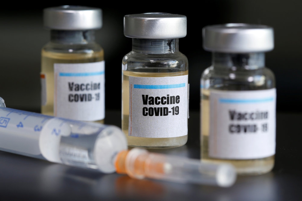 En mulig coronavaccine behøver ikke at være gennemtestet, før den bliver taget i brug. Lægemiddelstyrelsens direktør, Thomas Senderovitz, forventer, at de første betingede godkendelse til vacciner kommer næste år. (Genrefoto).