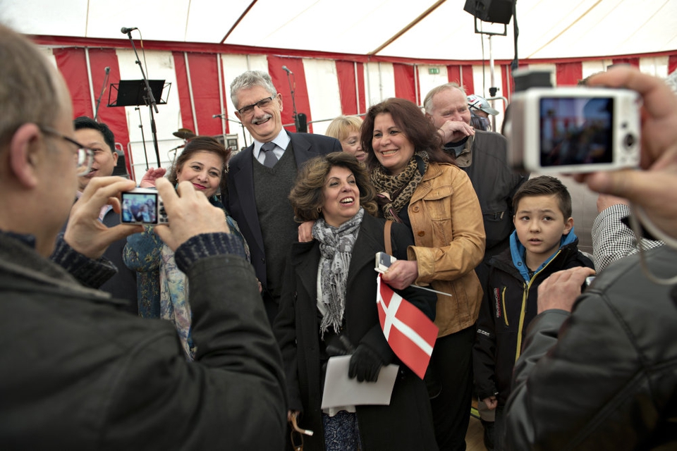 Folketinget udskyder den årlige festdag, hvor nye statsborgere og deres ledsagere inviteres til fest på Christiansborg sammen med en række folketingsmedlemmer. (Arkivfoto).