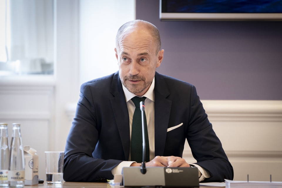 Sundheds- og ældreminister Magnus Heunicke (S) indkalder til pressemøde om coronavirus fredag klokken 14.00. (Arkivfoto).