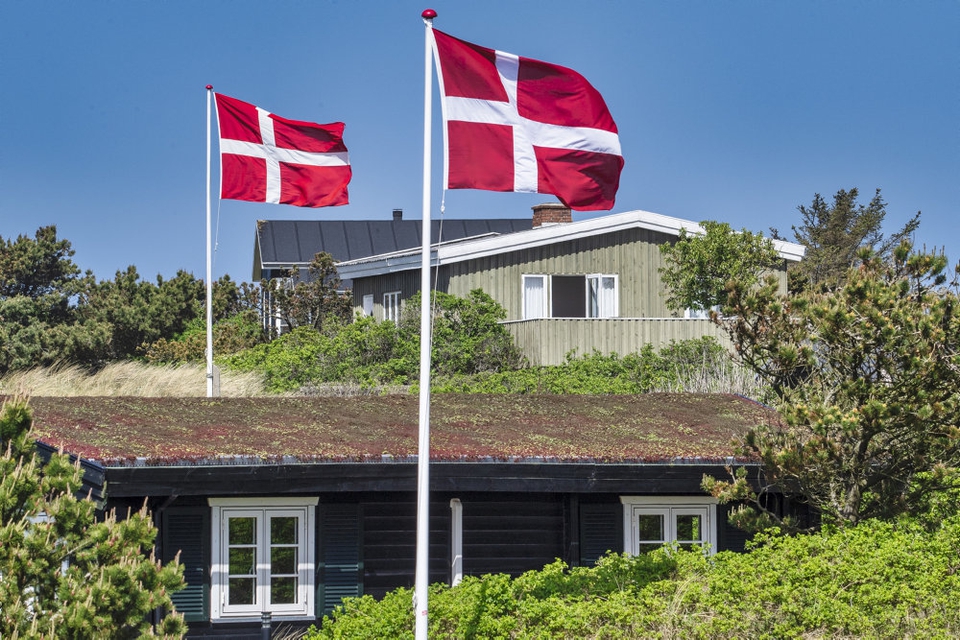 Turister kan snart igen komme til Danmark og bo i lejede sommerhuse, og det øger risikoen for nye smittekæder. (Arkivfoto)