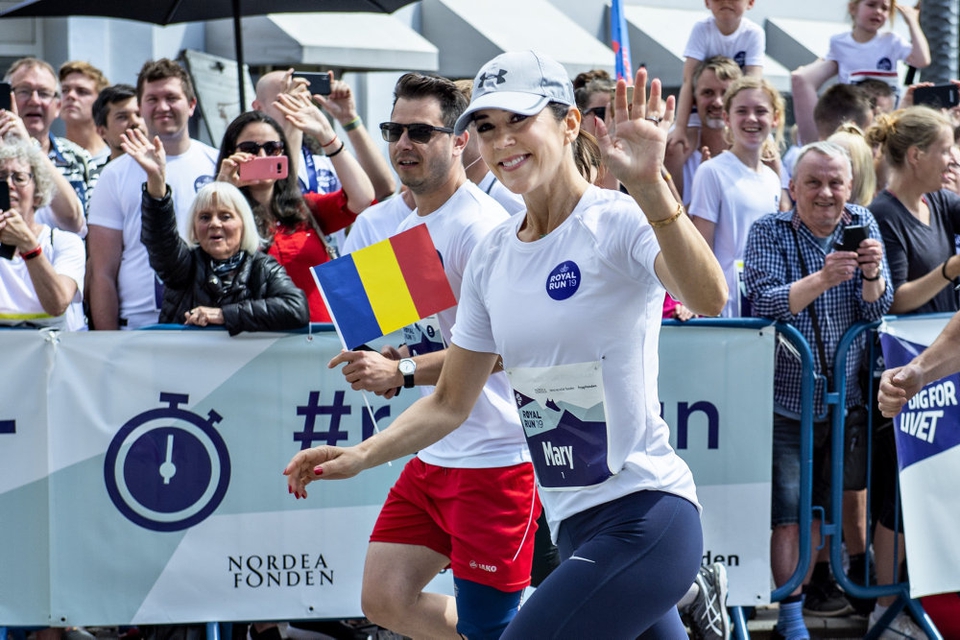 Kronprinsesse Mary deltog i Royal Run sidste år, hvor kronprins Frederik måtte melde afbud grundet en diskusprolaps. (Arkivfoto)