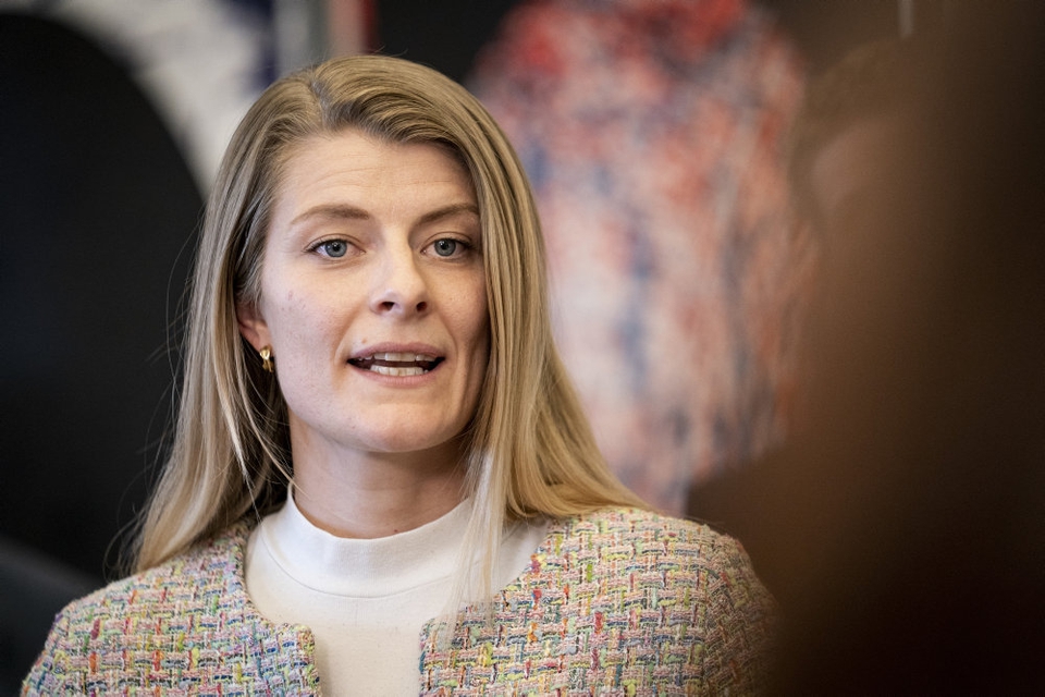 Uddannelses- og forskningsminister Ane Halsboe-Jørgensen mener ikke, at mere politisk styring med forskningsmidler vil svække forskningsfriheden. (Arkivfoto)