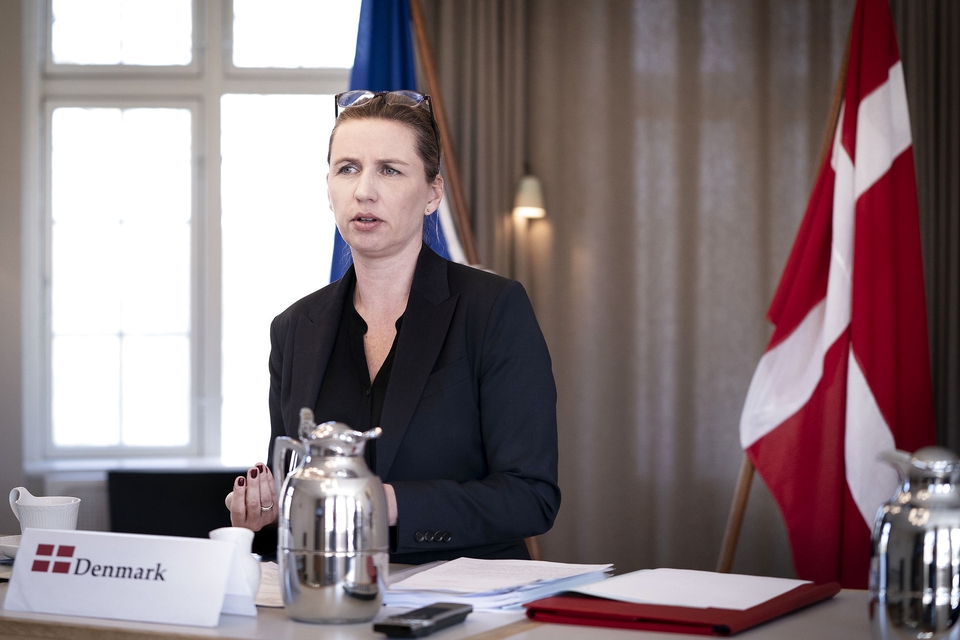 Statsminister Mette Frederiksen holder videomøde med EUs stats- og regeringschefer om corona og genopretningsplan på Marienborg i Kongens Lyngby, torsdag den 23. april 2020. (Foto: Liselotte Sabroe/Ritzau Scanpix)