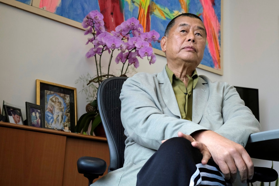 Mediemogulen Jimmy Lai, som blev anholdt for at kritisere det kinesiske styre i Hongkong, opfordrer til "tålmodig" kamp for demokrati. Lai er blevet løsladt mod kaution, efter at han blev anholdt på baggrund af en ny omstridt national sikkerhedslov. (Arkivfoto)