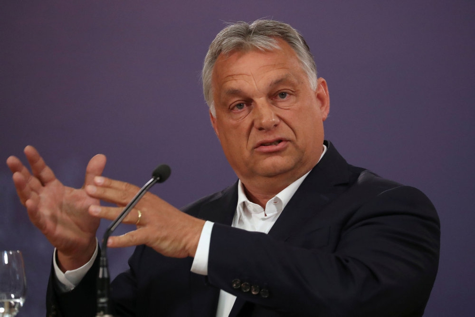 Ungarns højreorienterede premierminister, Viktor Orbán, har varslet, at han vil "bygge en ny æra" i landet (Arkivfoto).