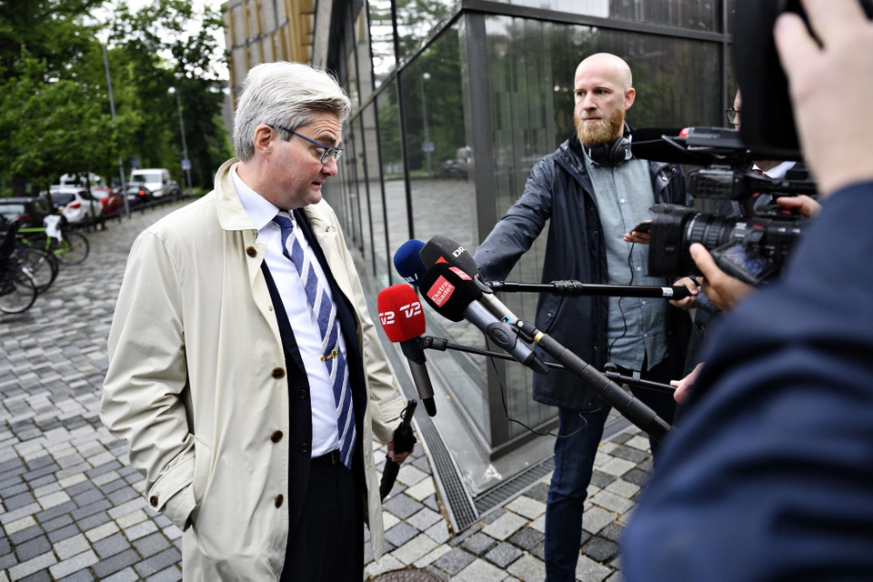 Forhenværende minister Søren Pind ankommer for at vidne ved Instrukskommissionen på Frederiksberg.