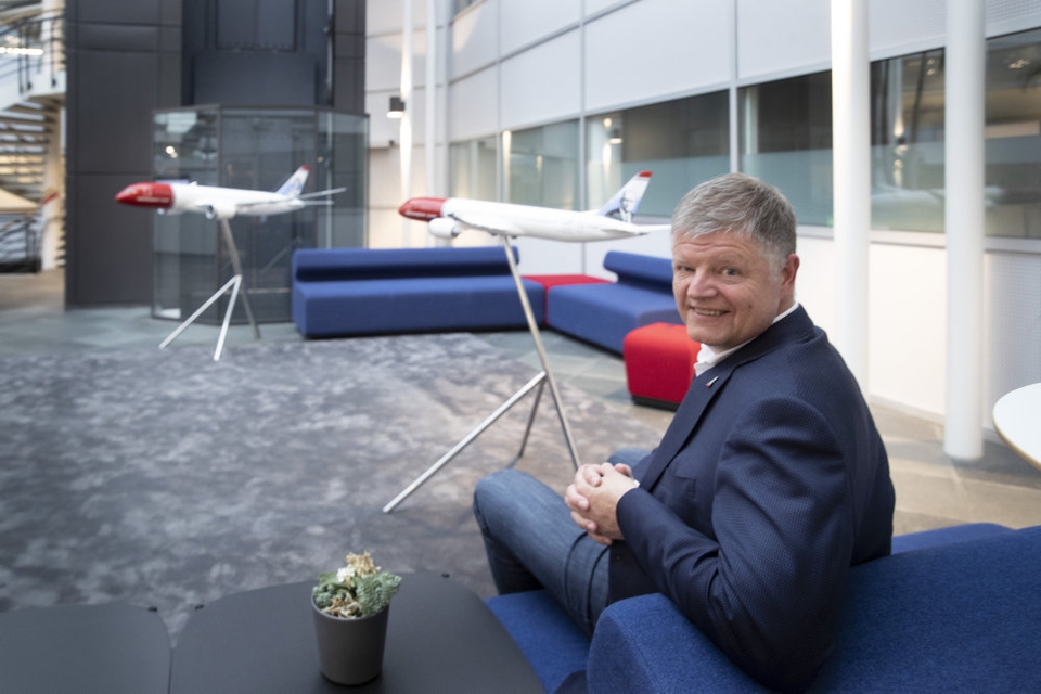 Jacob Schram, administrerende direktør hos Norwegian, har mandag fået godkendt en redningsplan af selskabets aktionærer. (Arkivfoto)