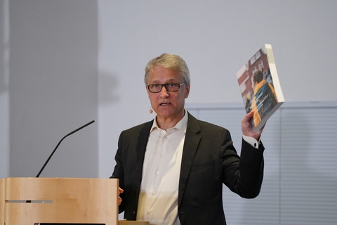 Ydelseskommissionens formand, Torben Tranæs, kunne mandag fortælle om kommissionens anbefalinger.