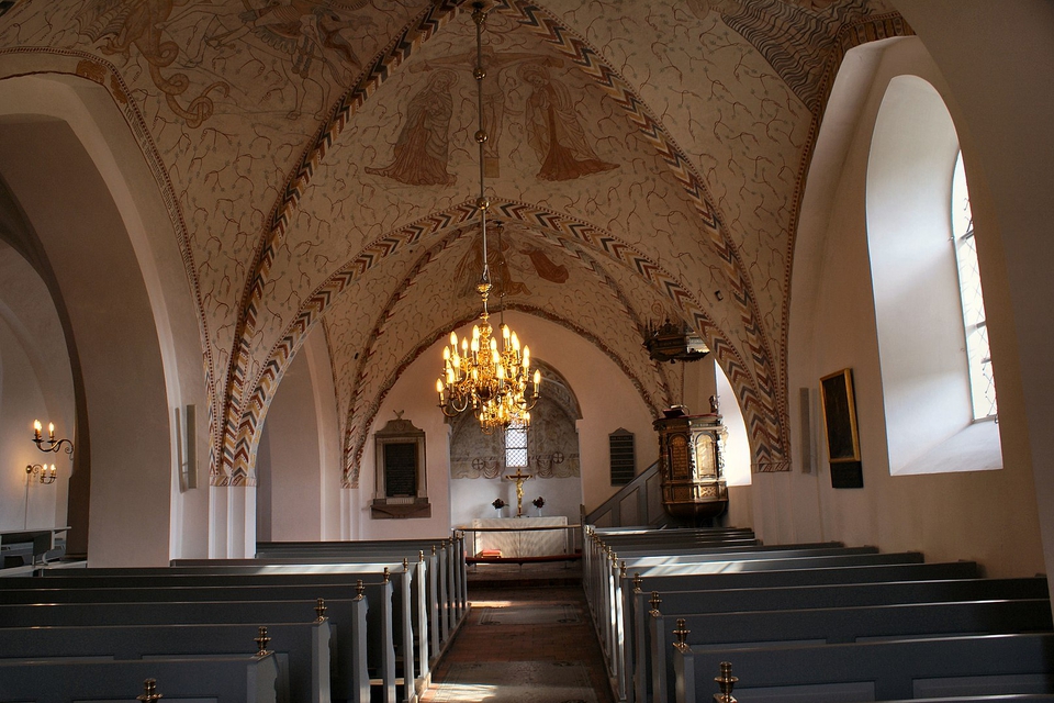 Ballerup Kirke, indre. (Foto: Gunnar Bach Pedersen/Wikimedia Commons)