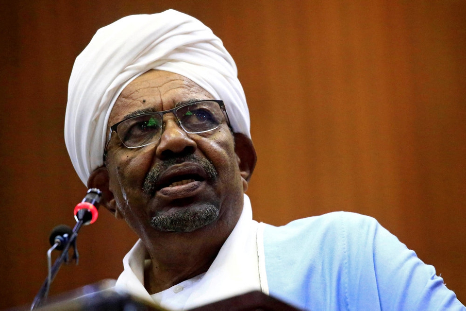Sudans tidligere præsident Omar al-Bashir kan blive udleveret til Den Internationale Straffedomstol, oplyser Sudan ifølge BBC. (Arkivfoto)