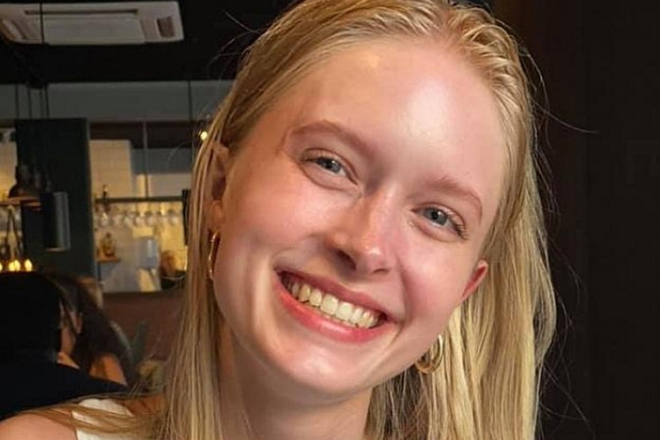 Den 21-årige Sofie Hauge Kyneb er forsvundet på andet døgn. Politiet beder fredag borgere om hjælp.