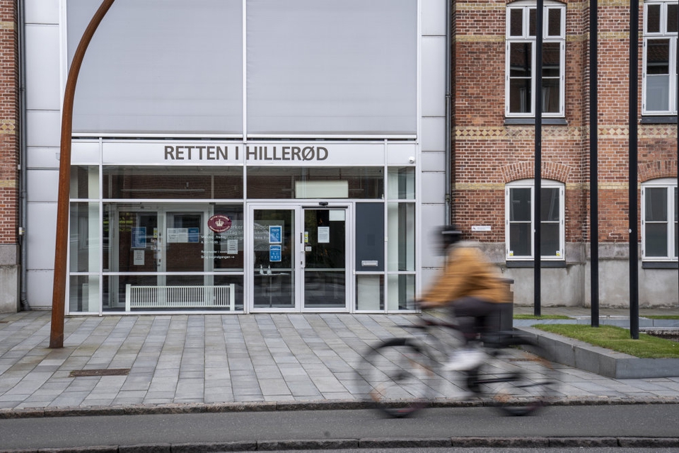 Retten i Hillerød afgjorde tirsdag, at en 31-årig mand kendt fra det højreradikale miljø skal idømmes tre års fængsel for at forsøge at fremstille en bombe og et hjemmelavet skydevåben. (Arkivfoto).